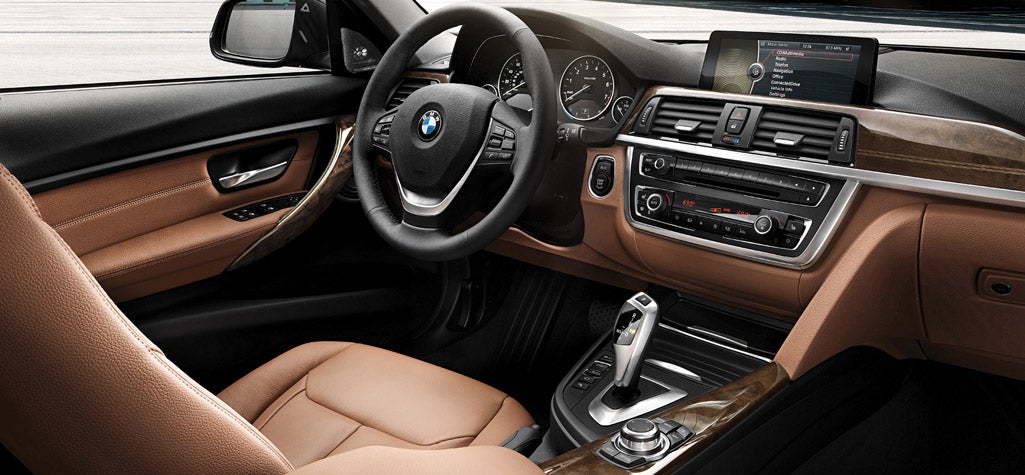 2014 BMW 335i interior