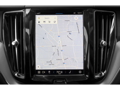 2023 Volvo XC60 Plus Dark Theme