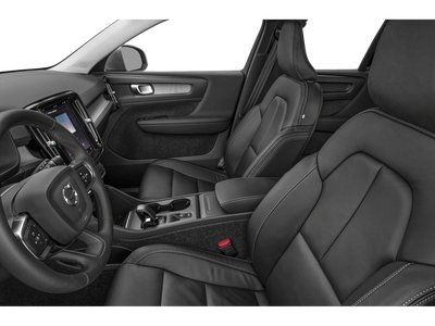 2023 Volvo XC40 Ultimate Bright Theme