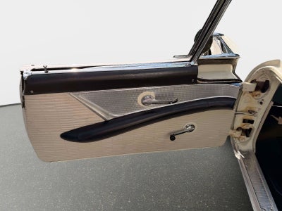 1957 Ford Thunderbird Convertible