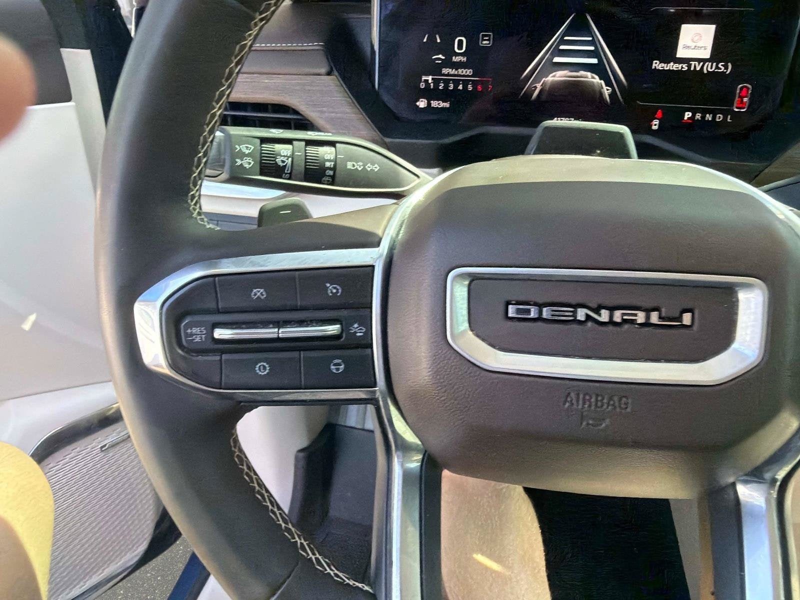 2024 GMC Acadia Denali