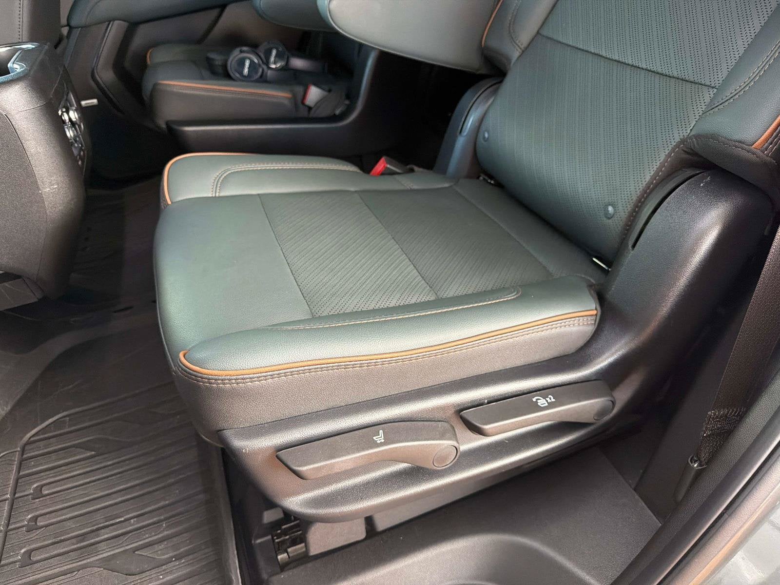 2025 GMC Yukon AT4