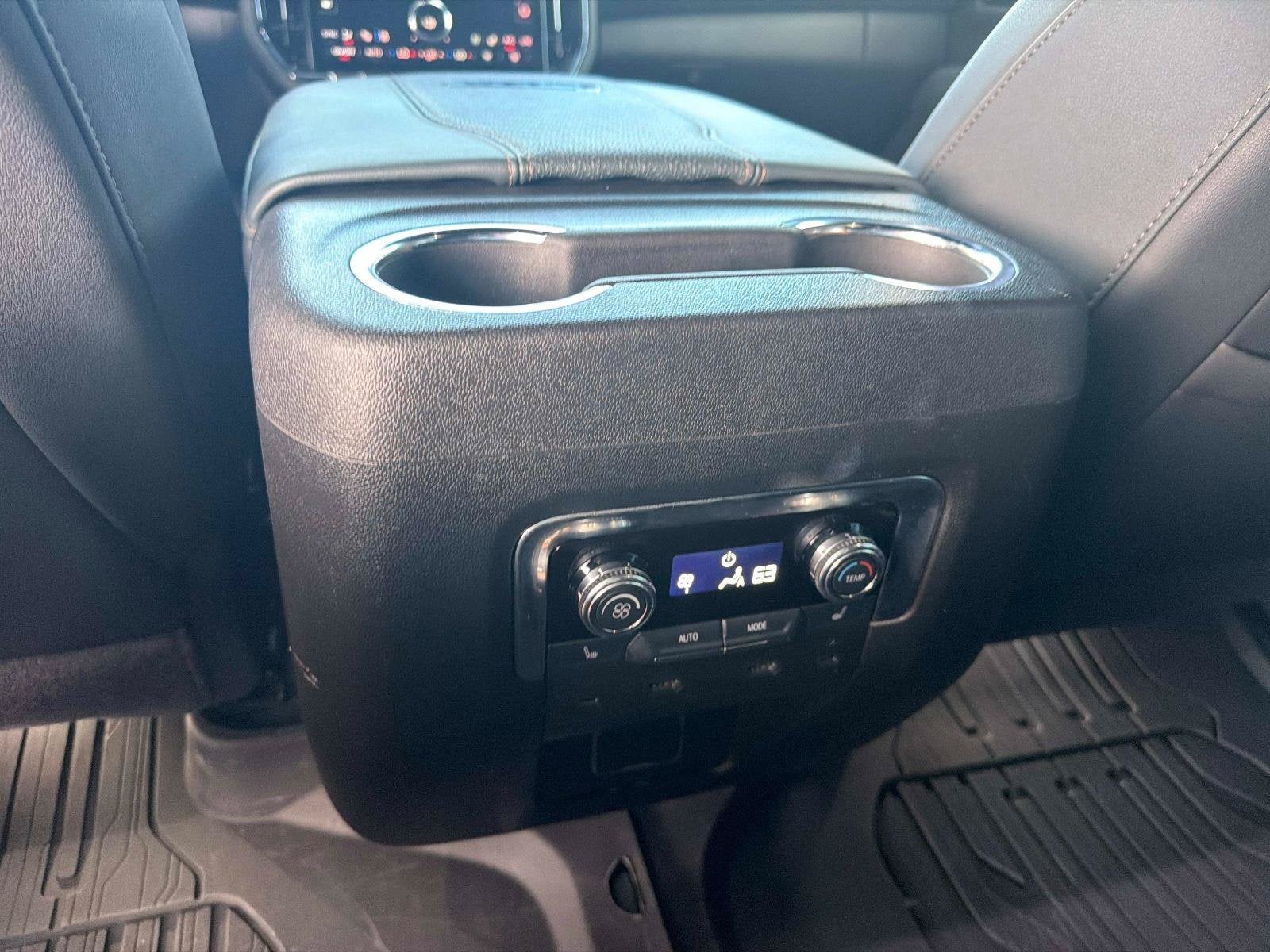 2025 GMC Yukon AT4