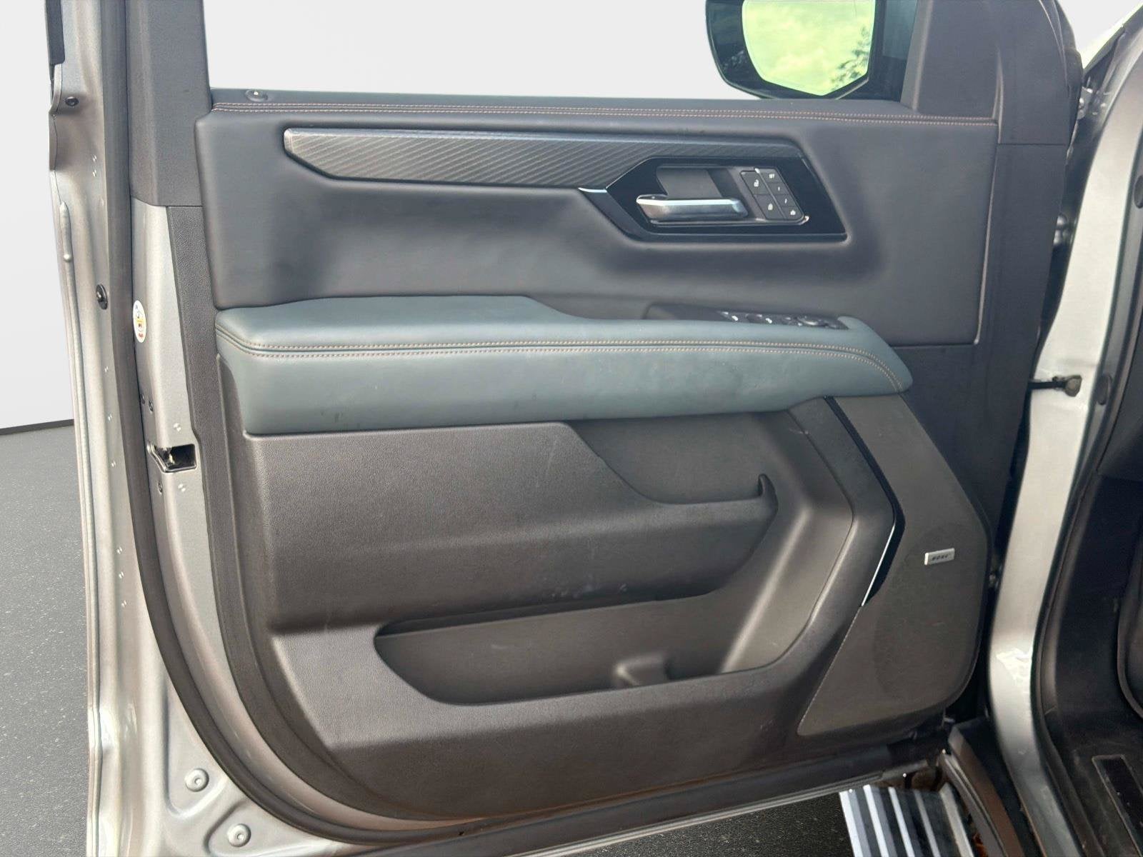 2025 GMC Yukon AT4