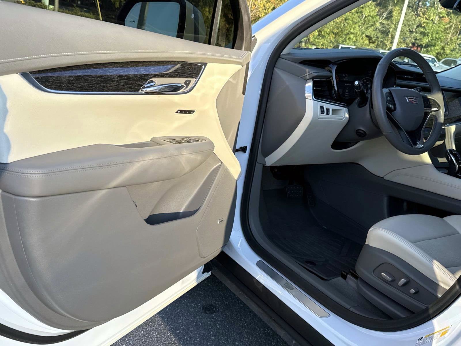 2021 Cadillac XT6 Premium Luxury