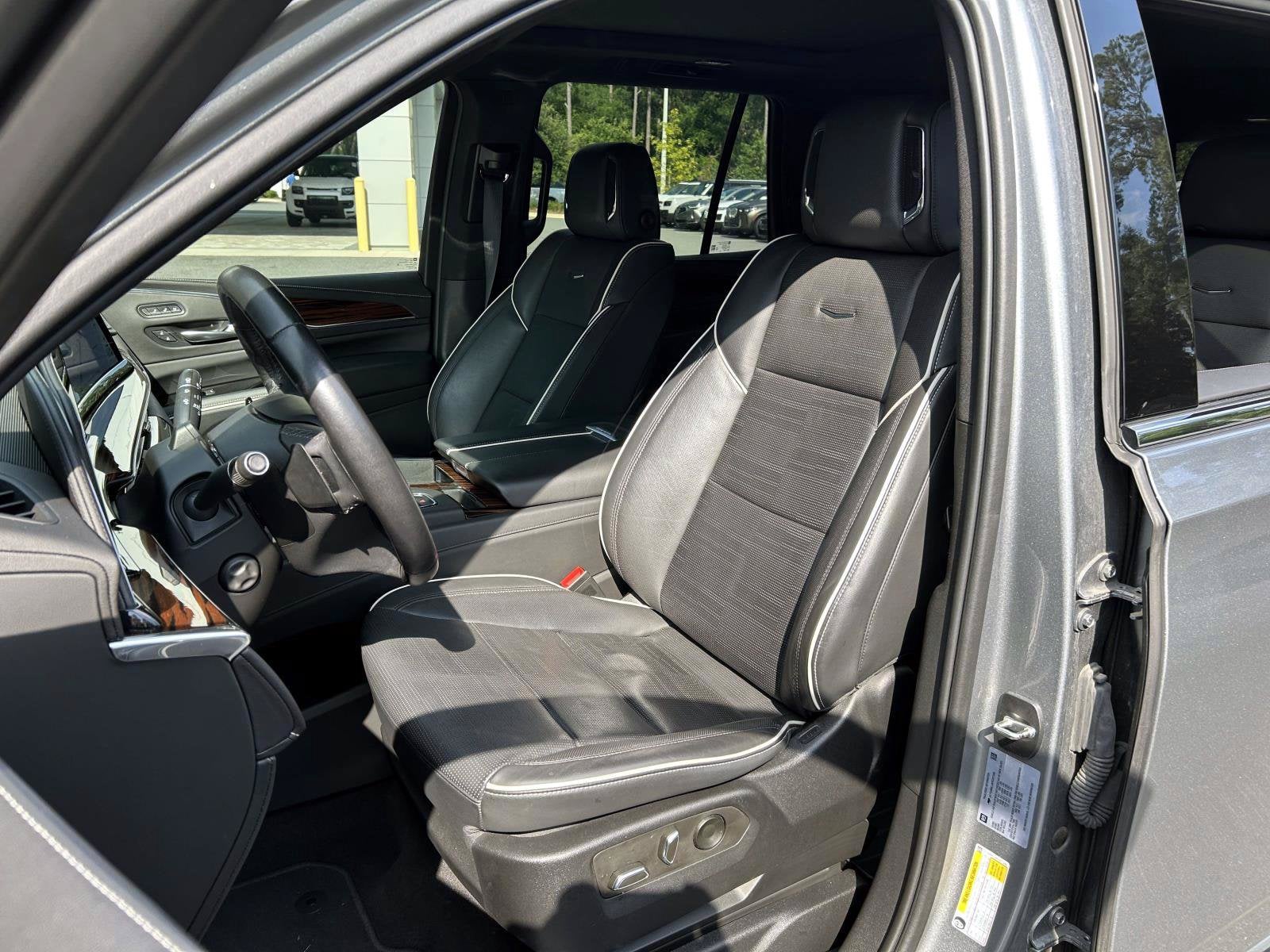 2023 Cadillac Escalade 4WD Premium Luxury