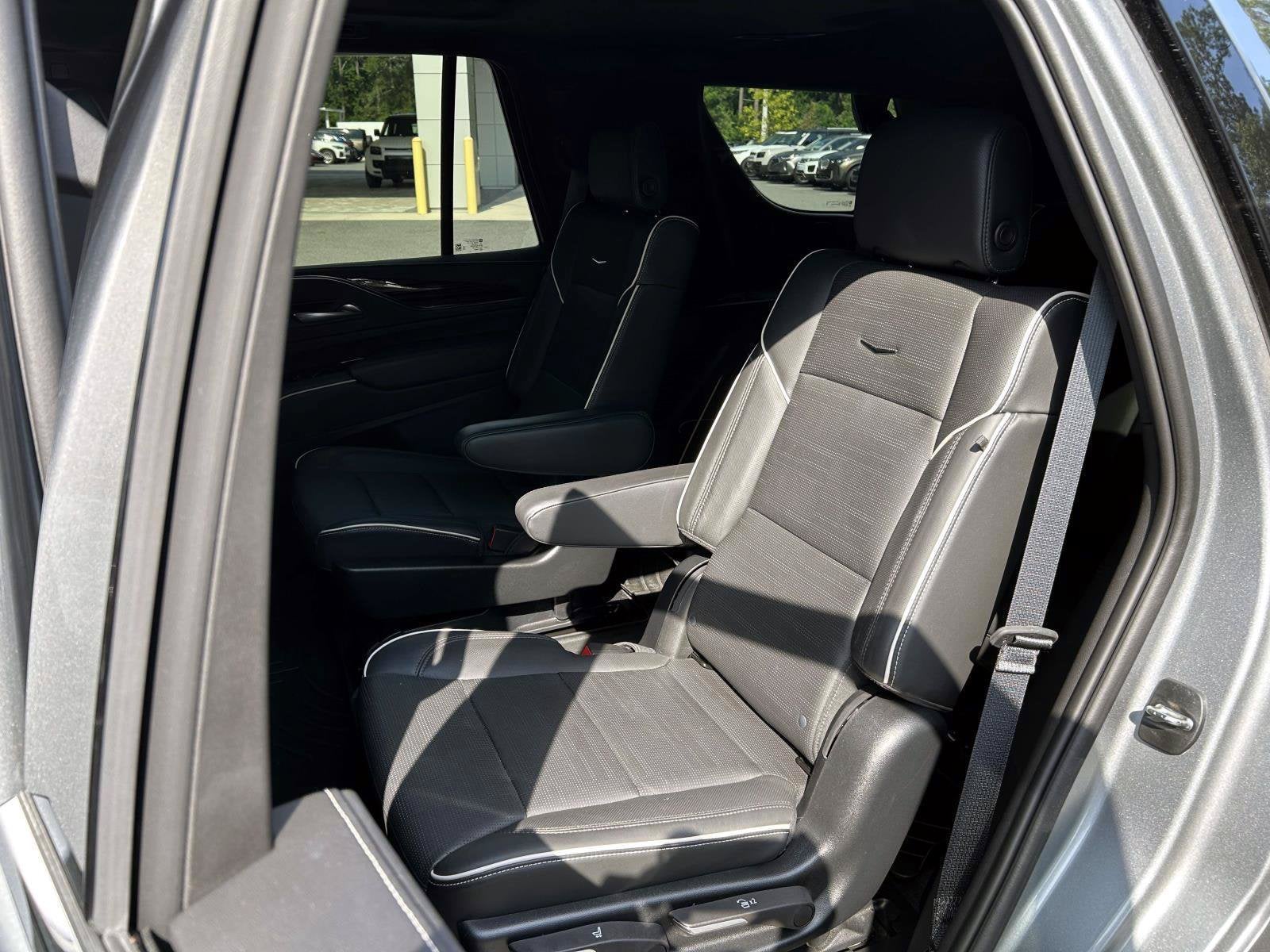2023 Cadillac Escalade 4WD Premium Luxury