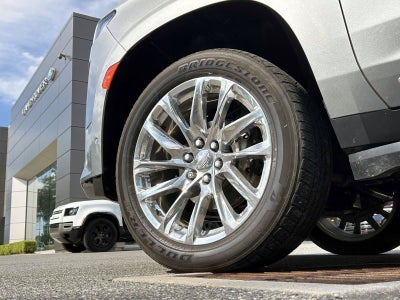 2023 Cadillac Escalade 4WD Premium Luxury
