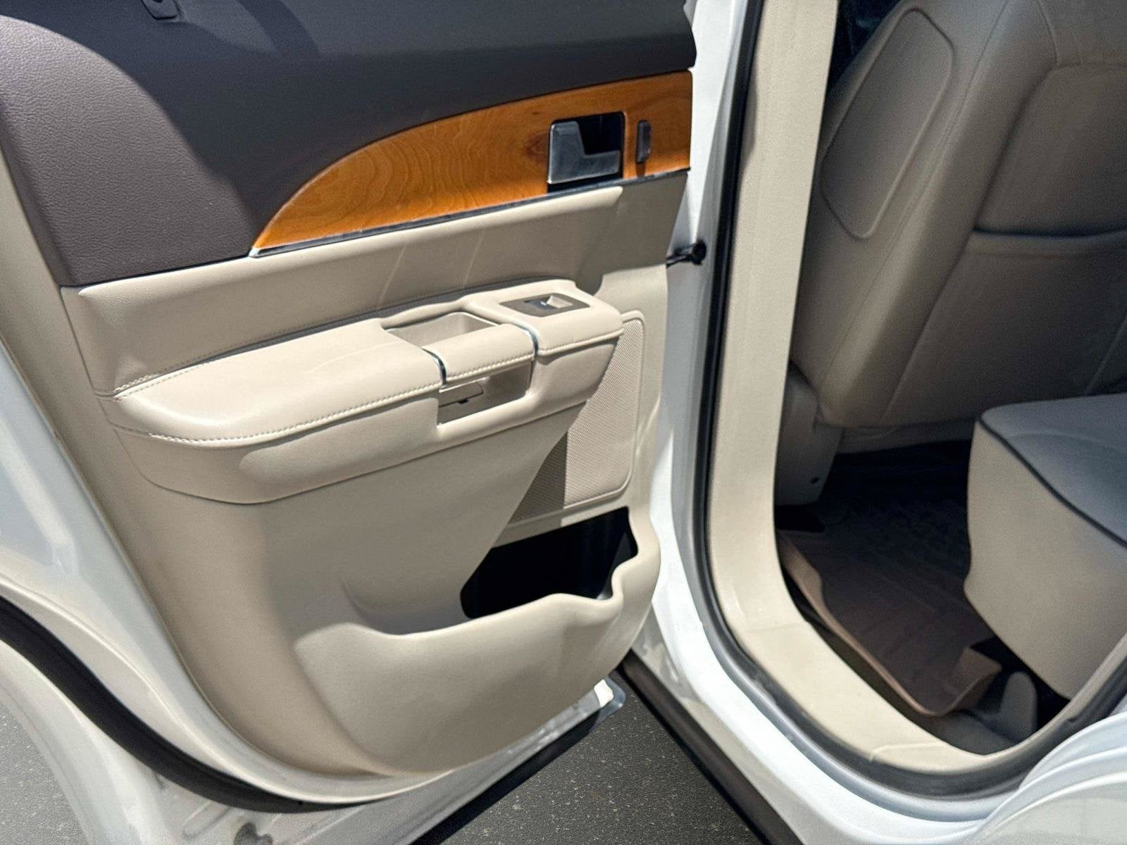 2014 Lincoln MKX Base