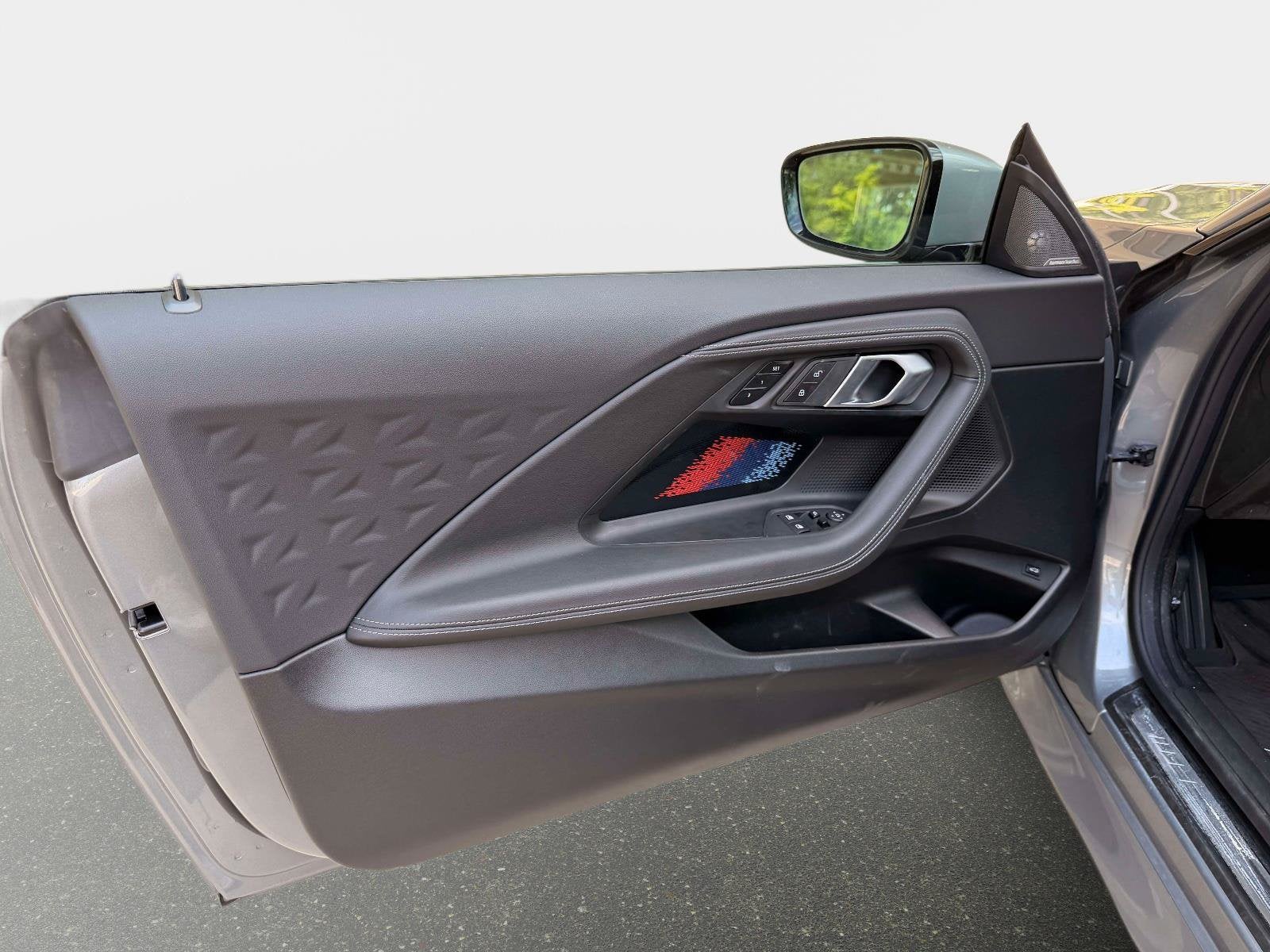 2025 BMW 230i 230i