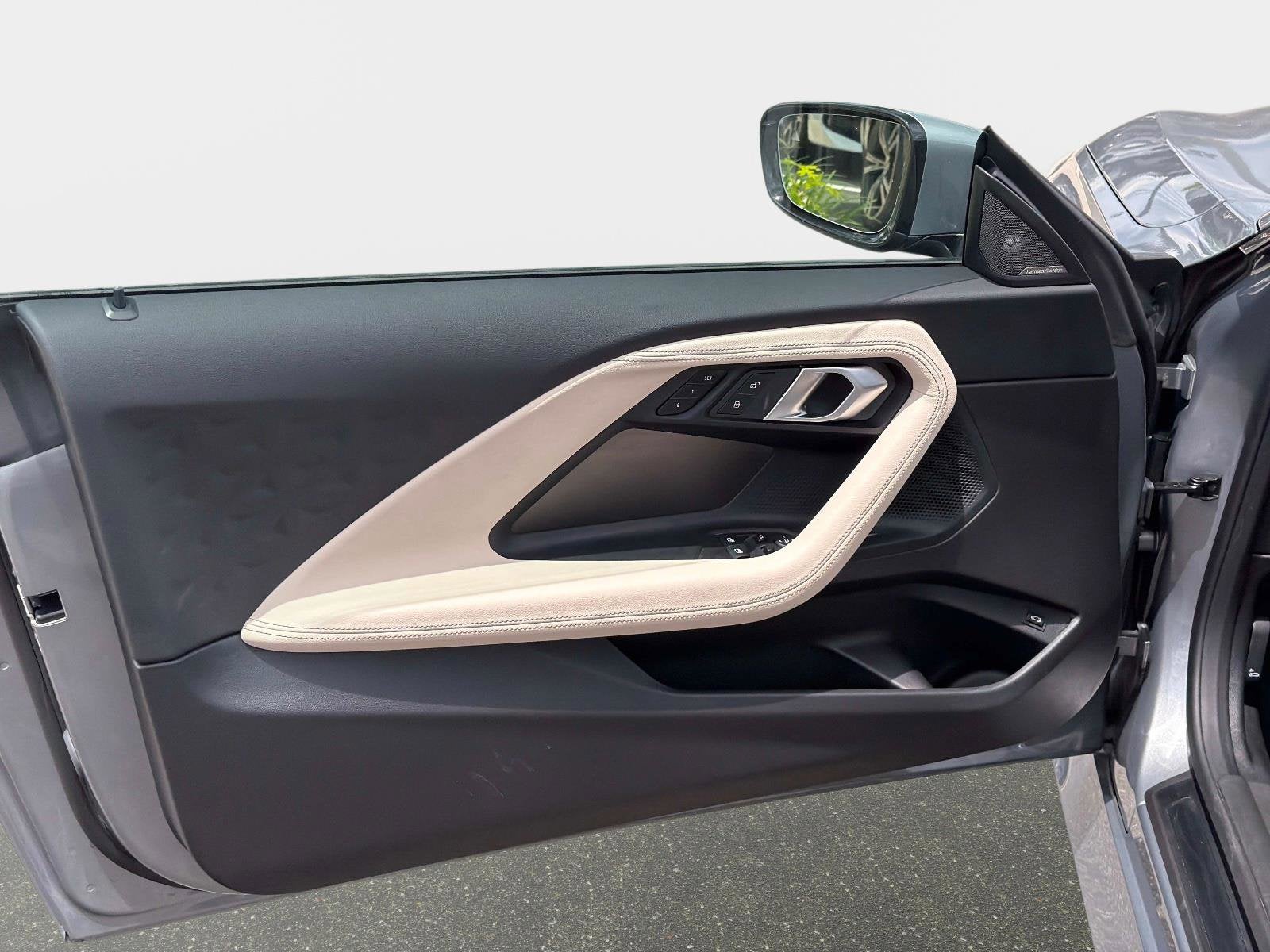 2025 BMW 2 Series 230i