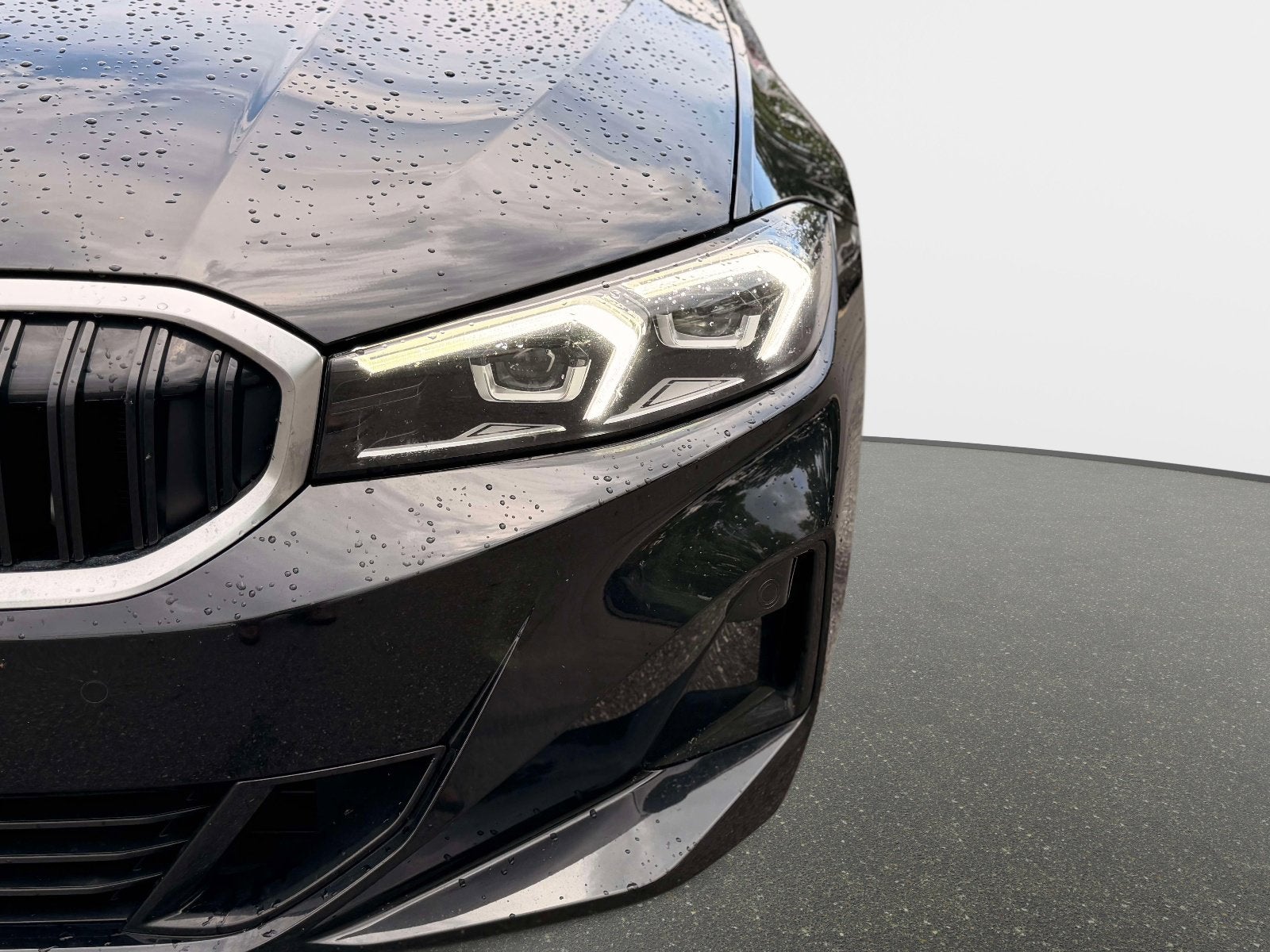 2023 BMW 330i 330i