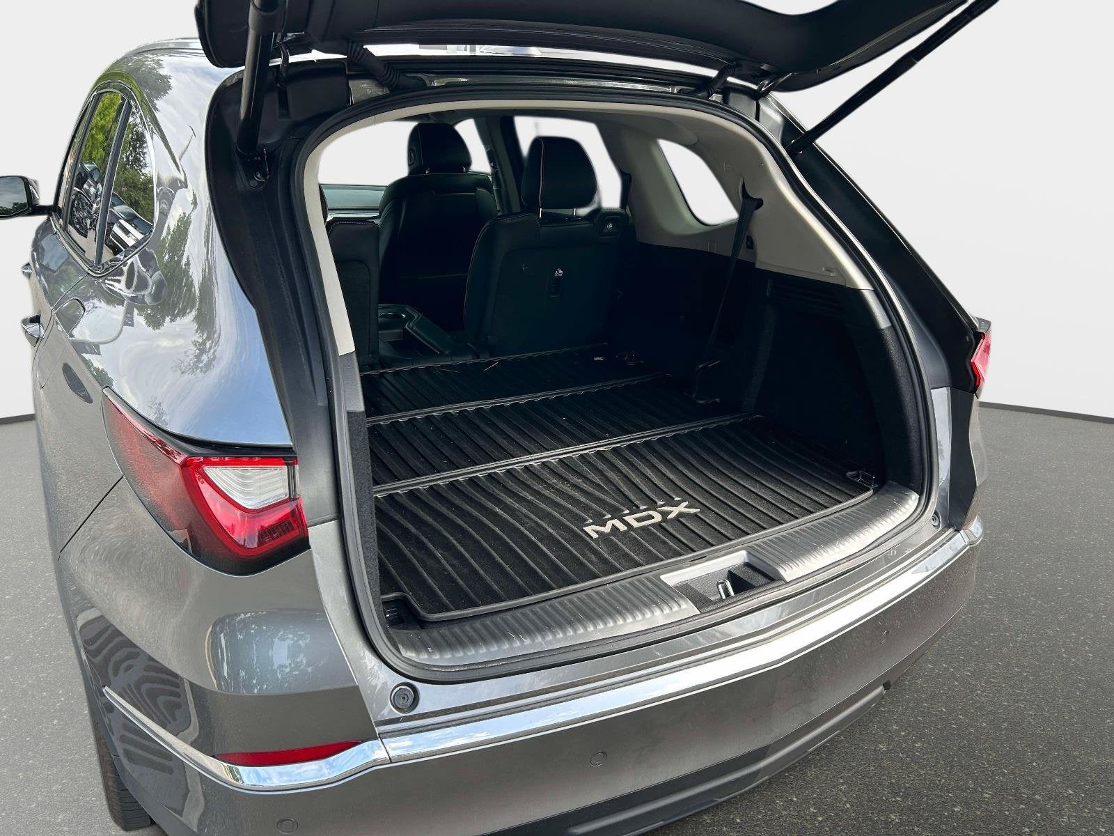 2023 Acura MDX Advance