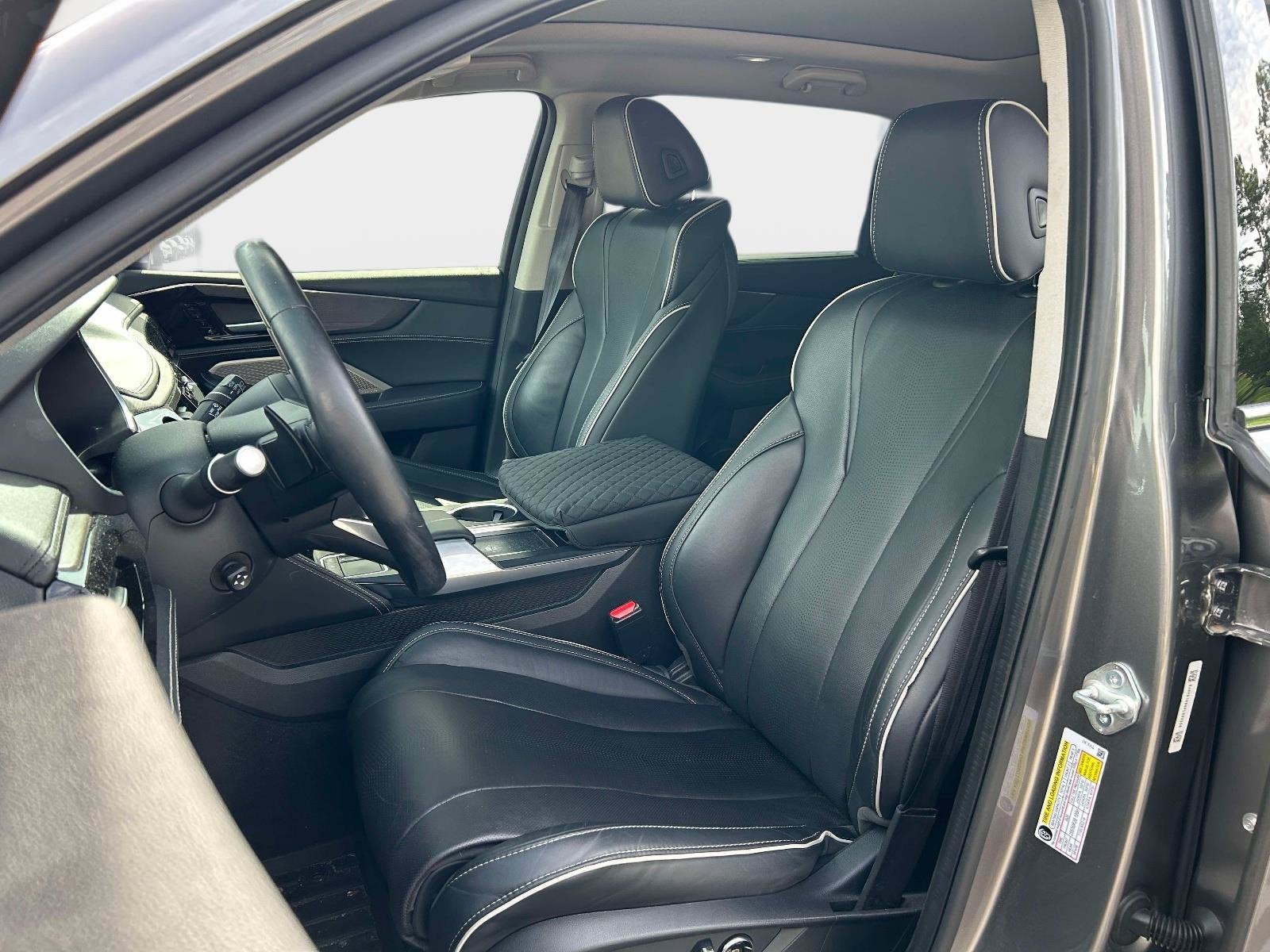 2023 Acura MDX Advance