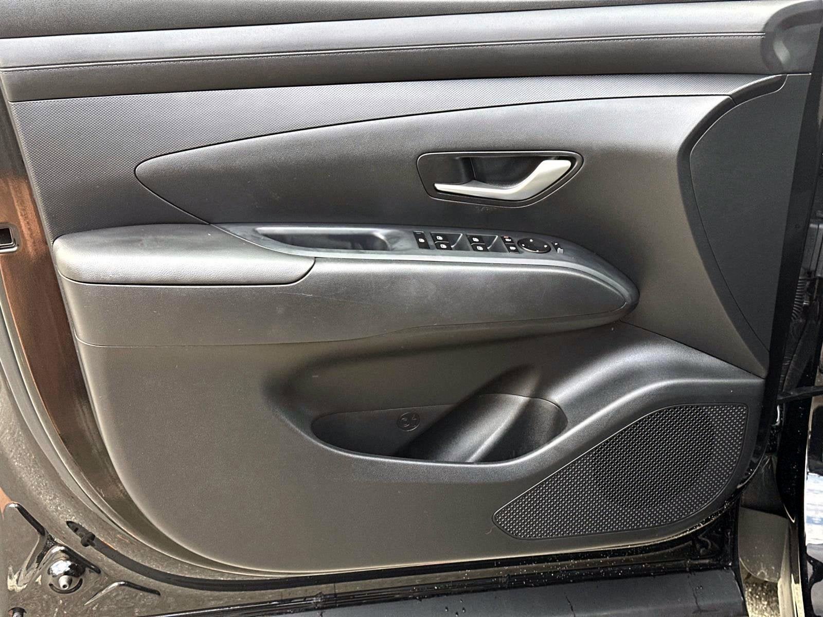 2025 Hyundai Santa Cruz SE