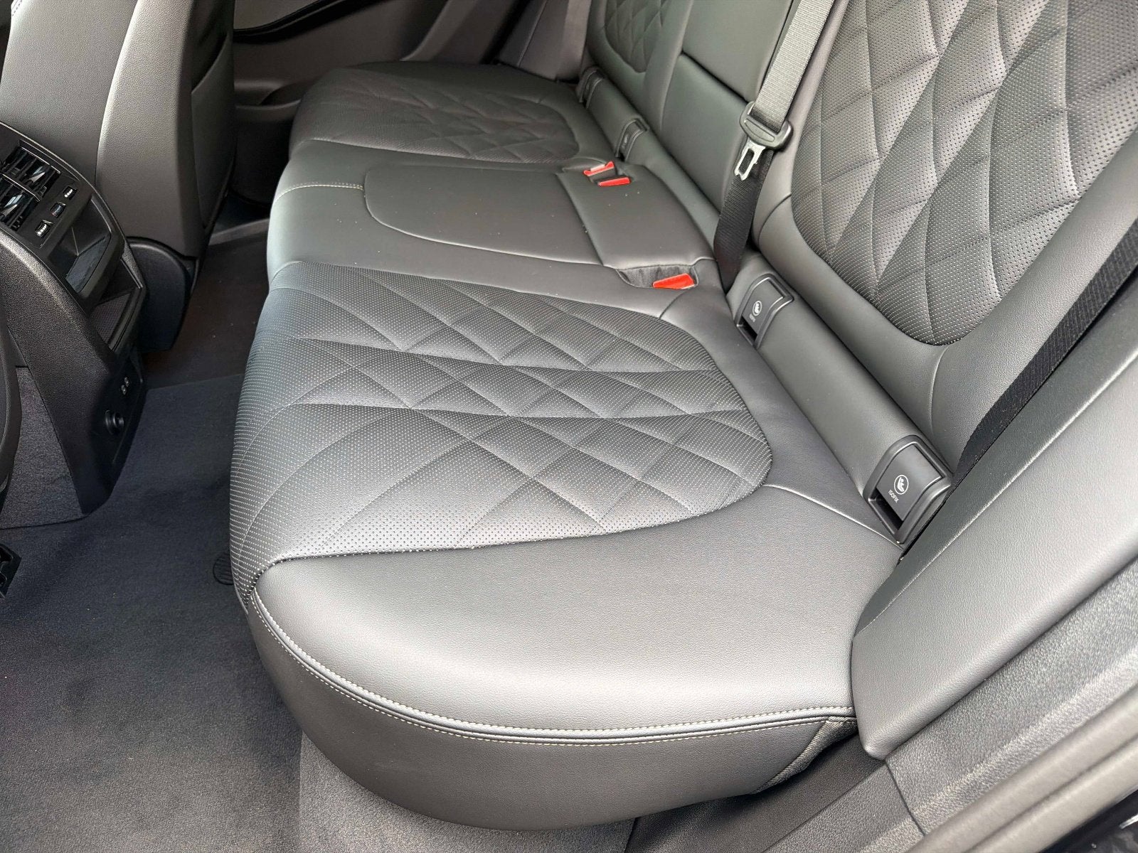 2026 BMW X5 40i - Photo 13