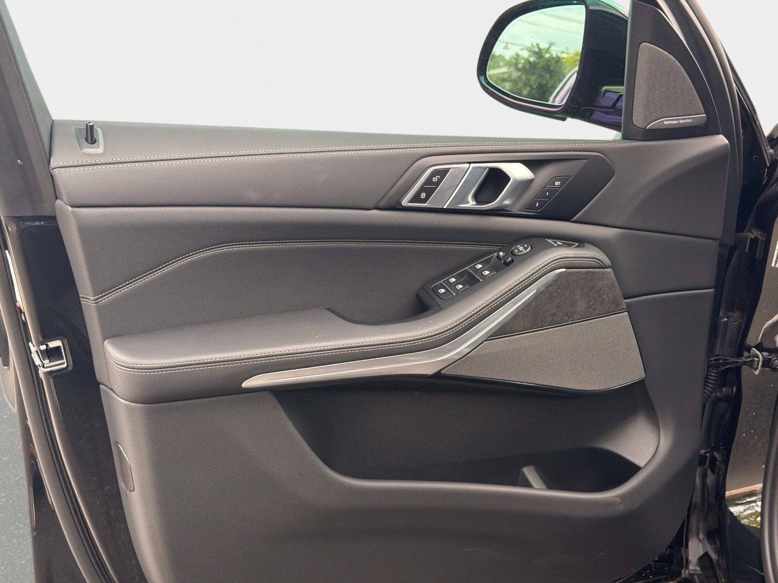 2026 BMW X5 40i - Photo 16