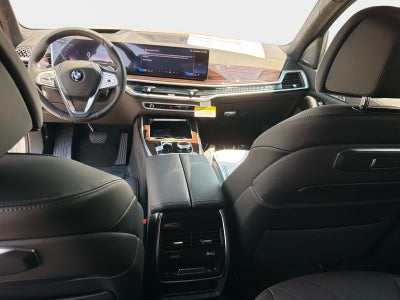 2027 BMW X7 xDrive40i