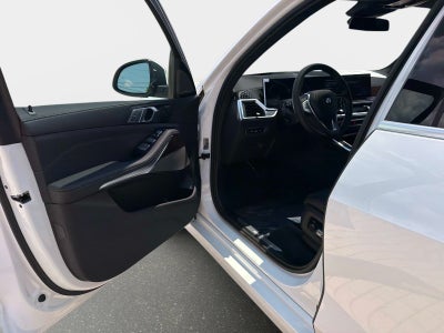 2027 BMW X7 xDrive40i