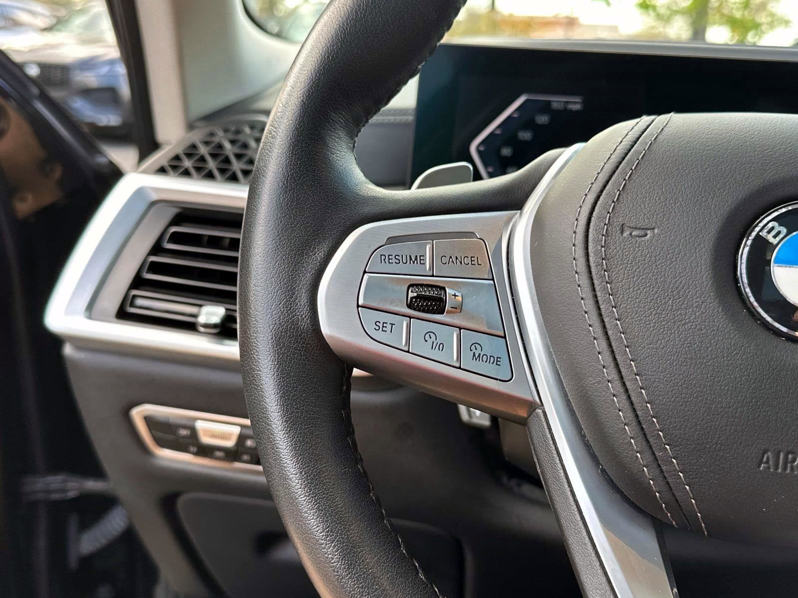 2023 BMW X7 xDrive40i