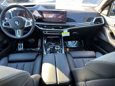 2026 BMW X7 M60i