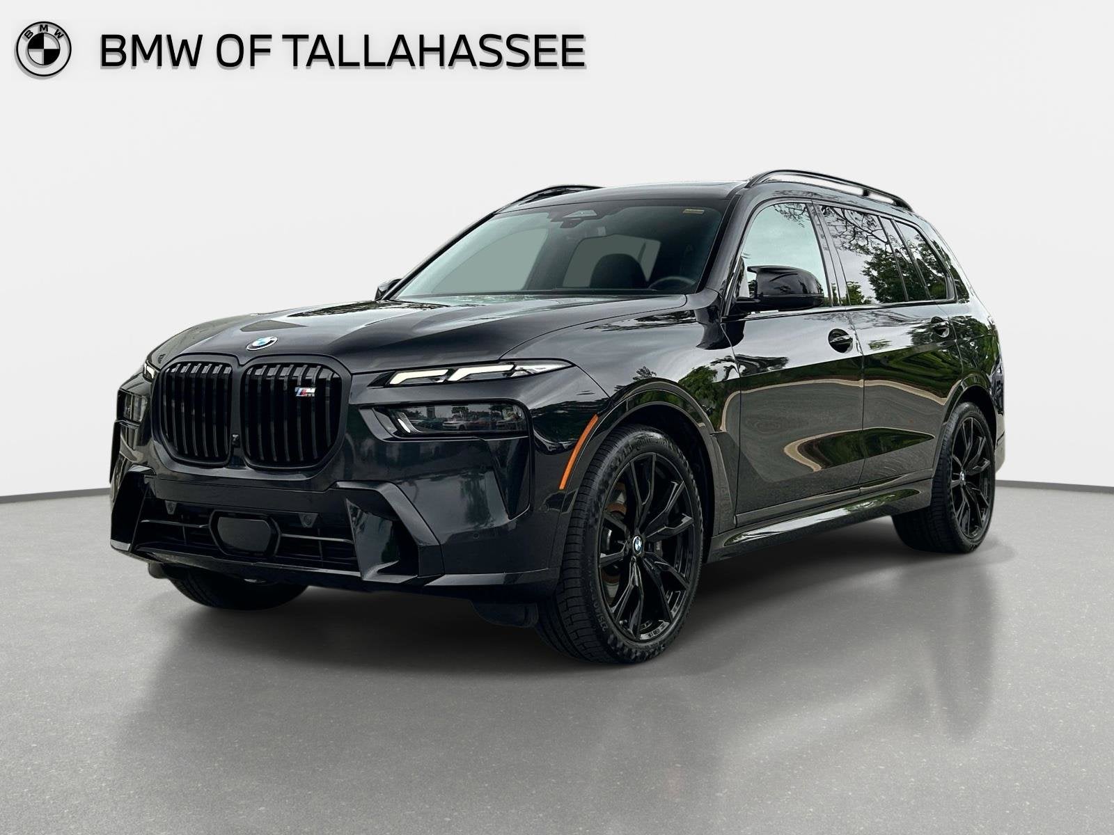 2024 BMW X7 M60i's photo