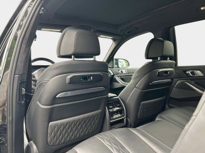 2024 BMW X7 M60i