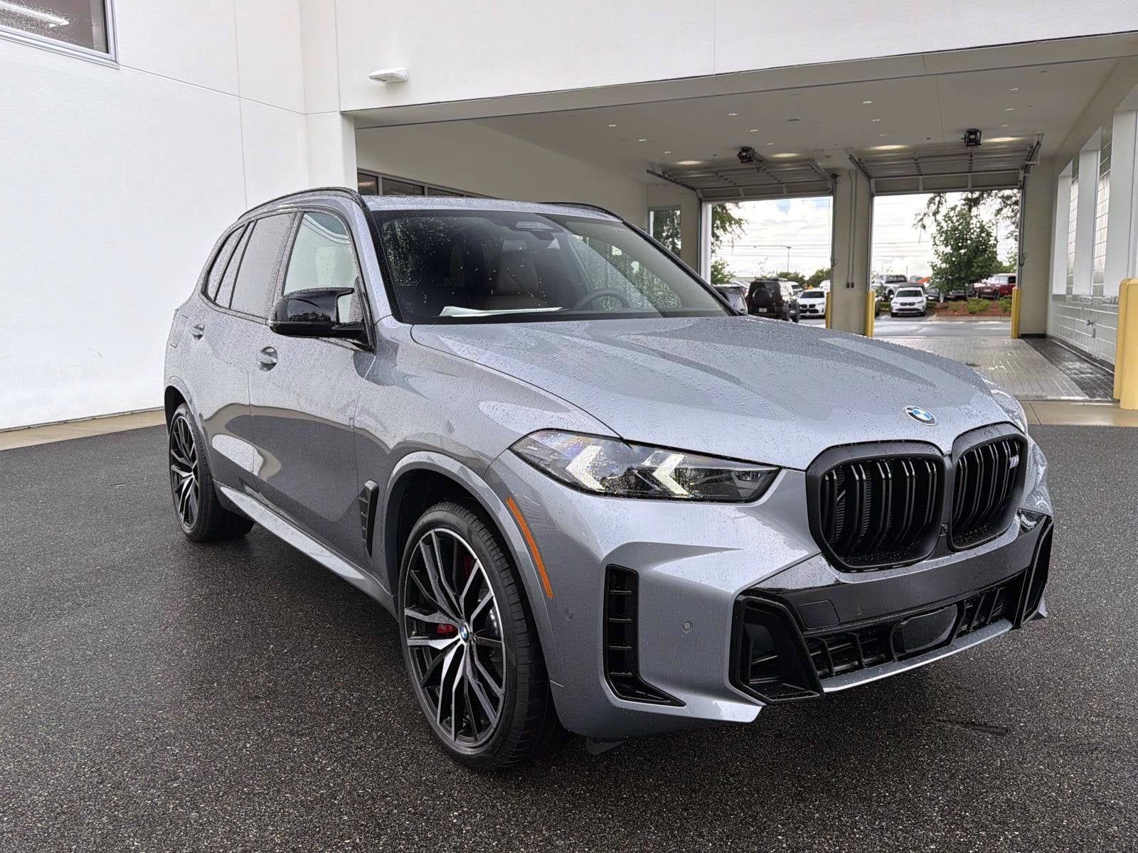 2026 BMW X5 M60i