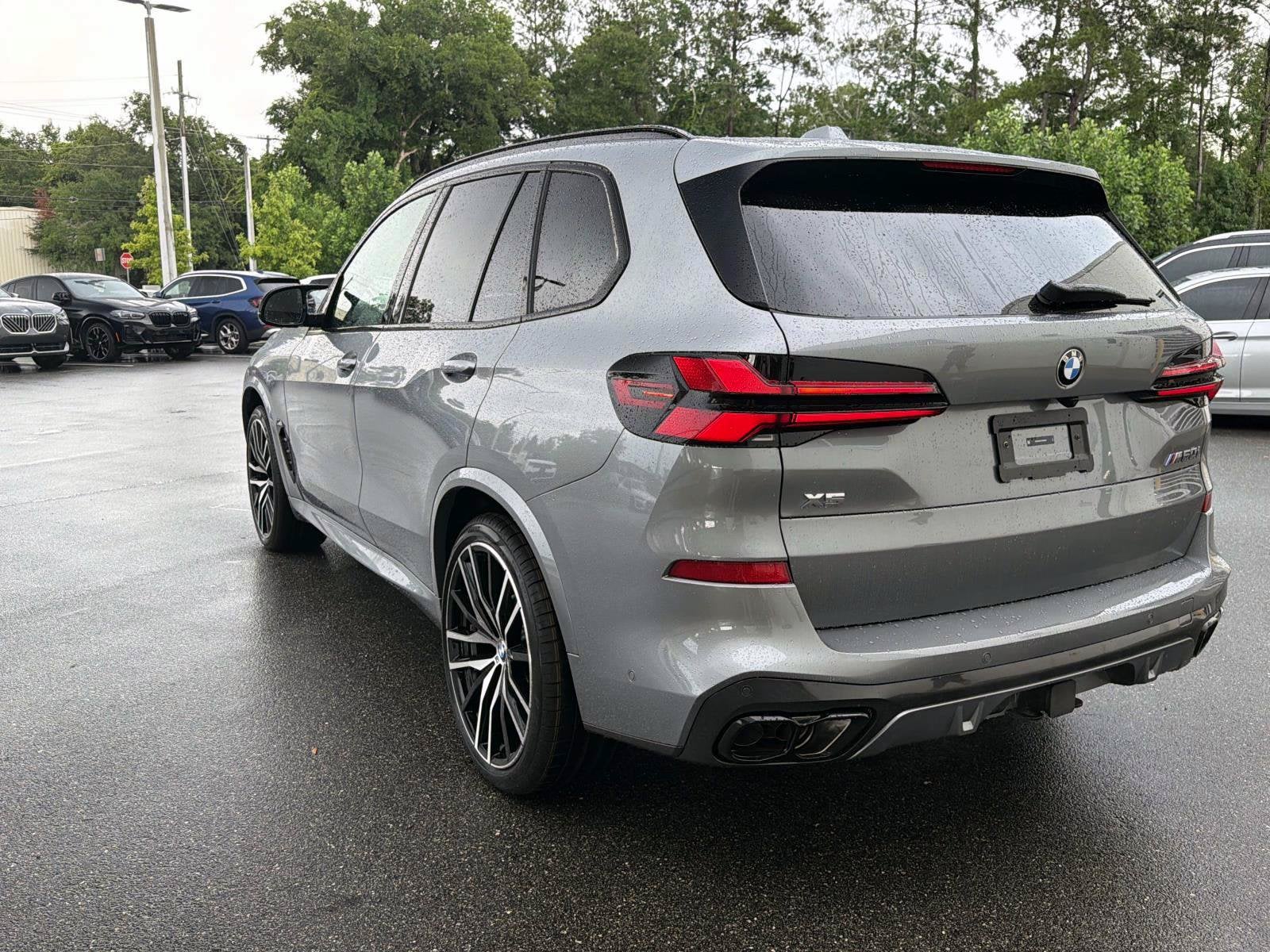 2026 BMW X5 M60i