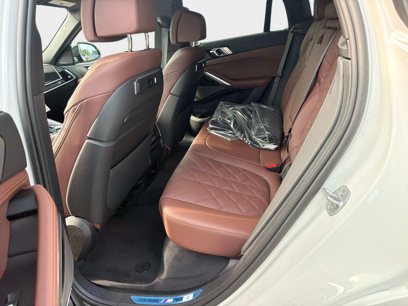 2027 BMW X6 xDrive40i