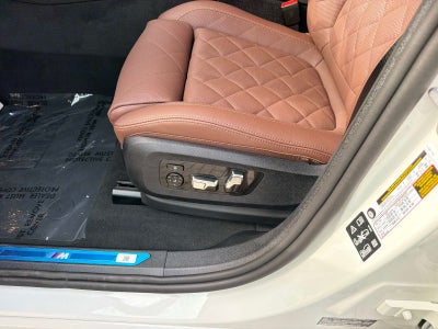 2027 BMW X6 xDrive40i