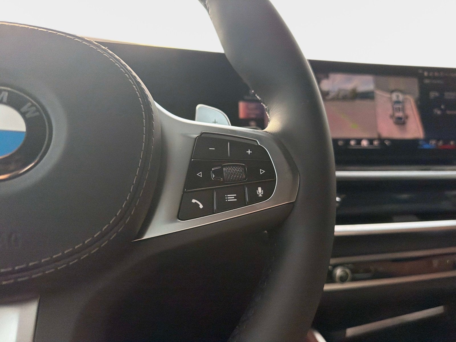 2027 BMW X6 xDrive40i