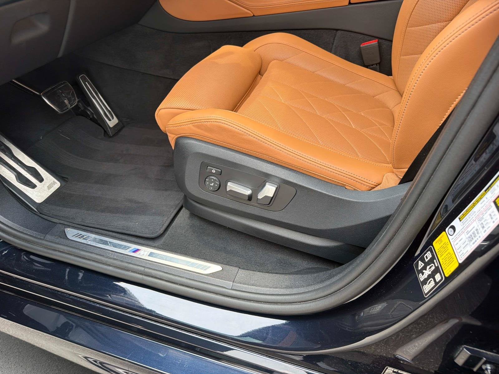 2024 BMW X6 xDrive40i