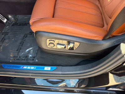 2027 BMW X6 M60i