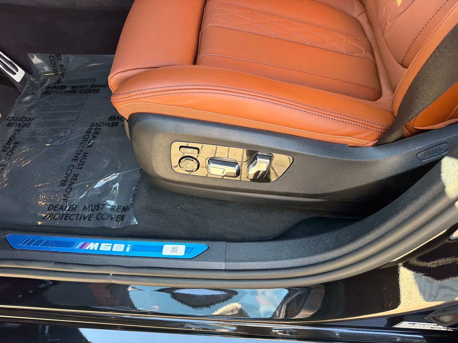 2027 BMW X6 M60i