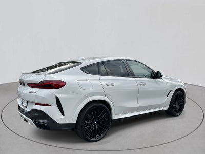 2021 BMW X6 M50i