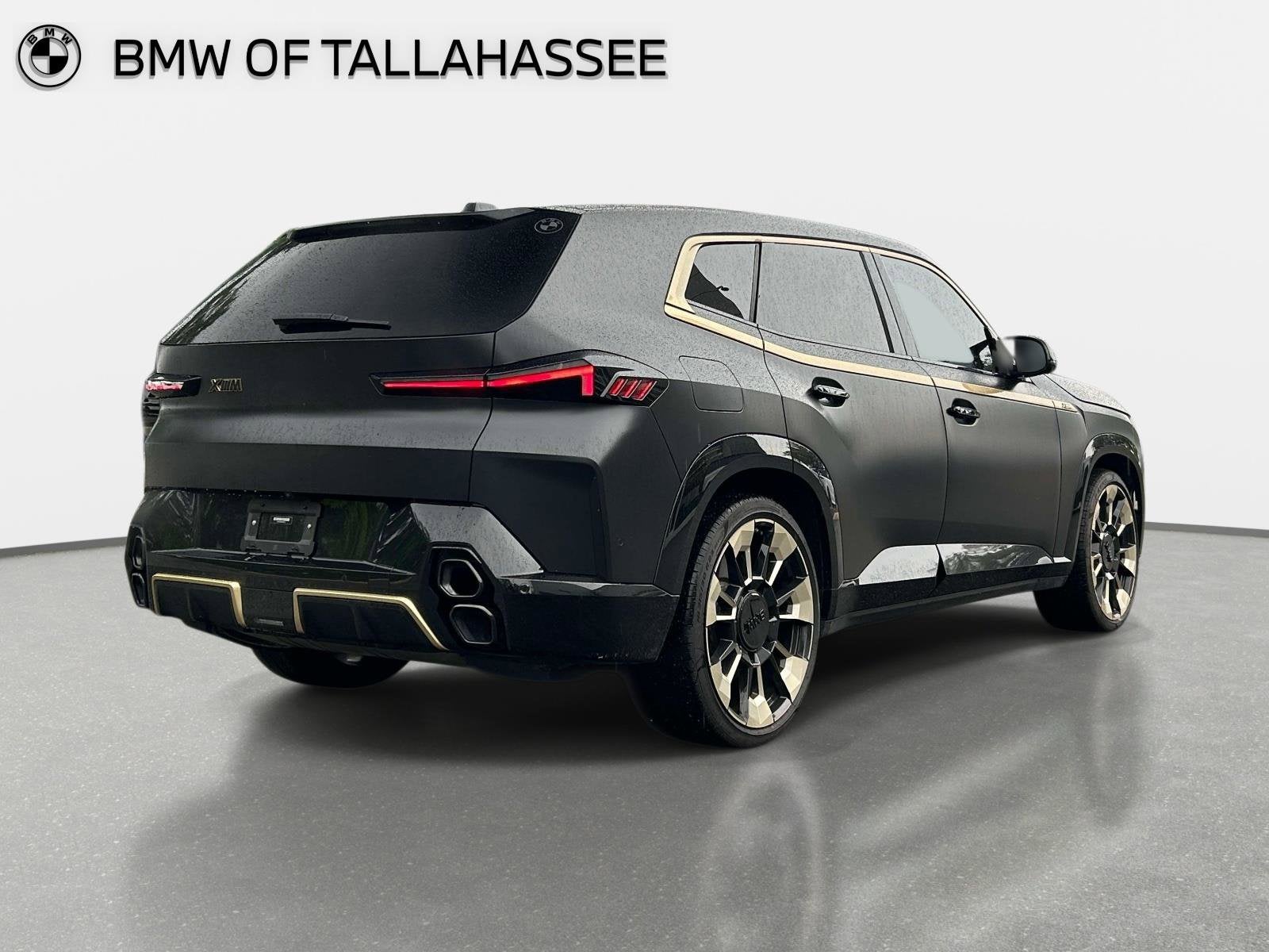2023 BMW XM Base