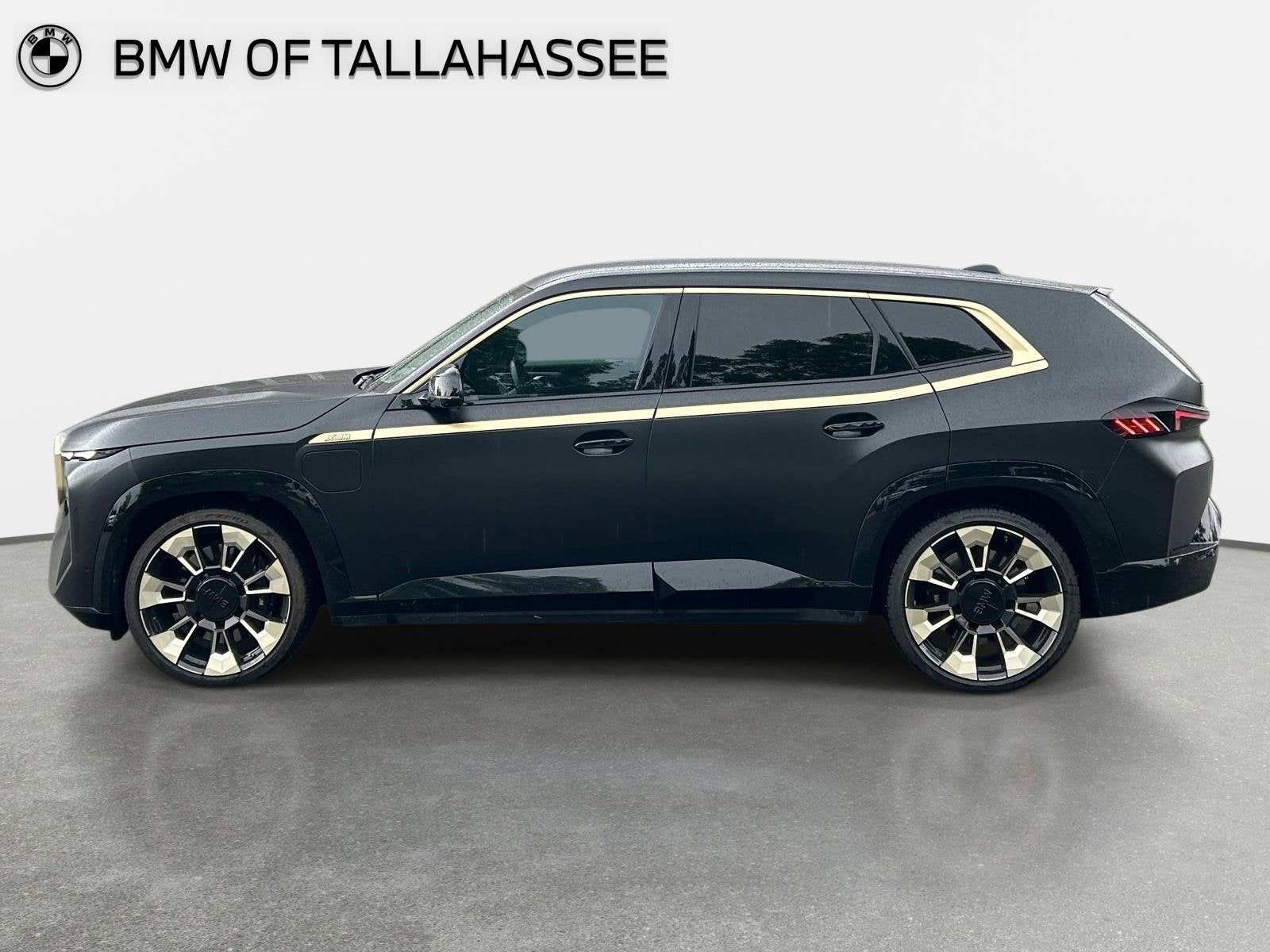 2023 BMW XM Base