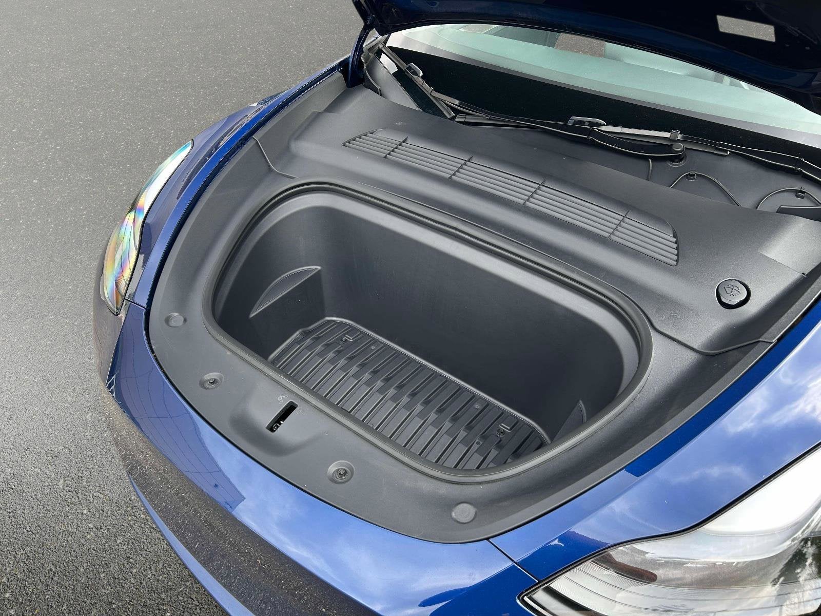 2024 Tesla Model Y Performance