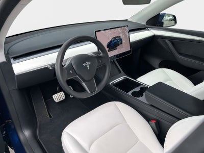 2024 Tesla Model Y Performance