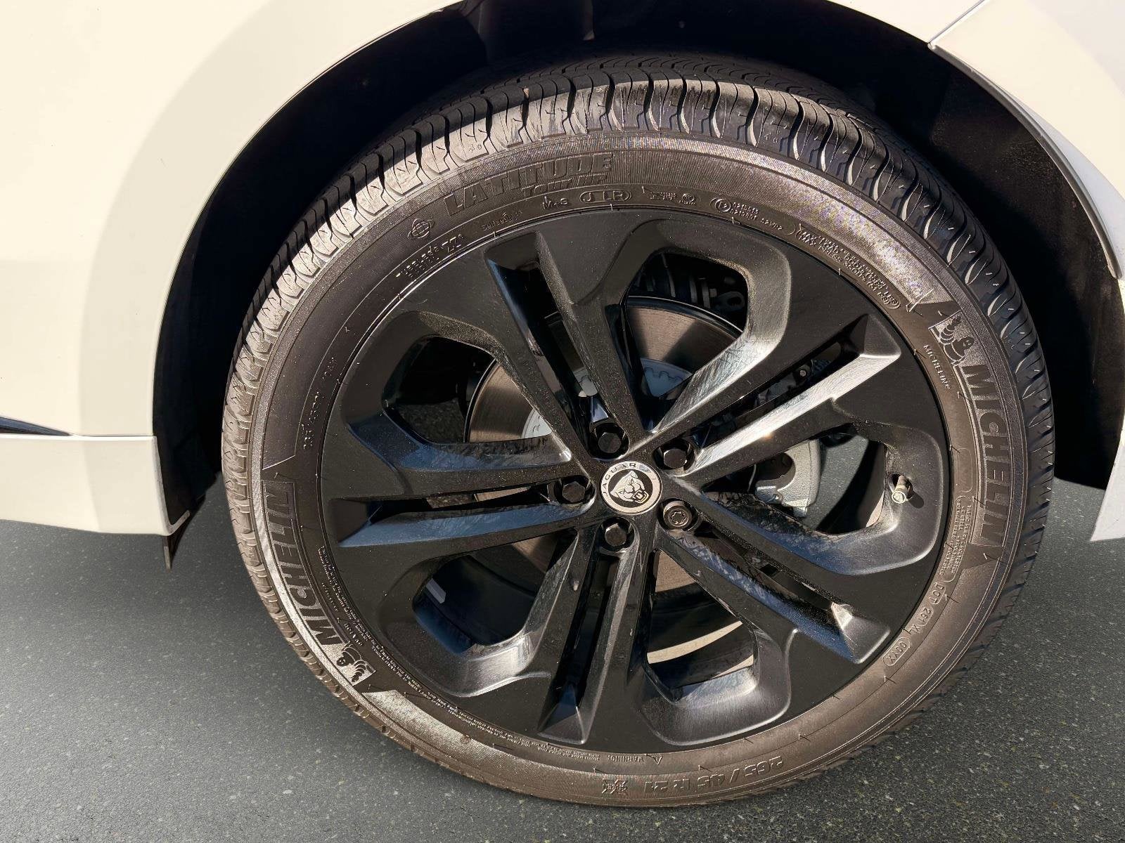 2025 Jaguar F-PACE P250 R-Dynamic S