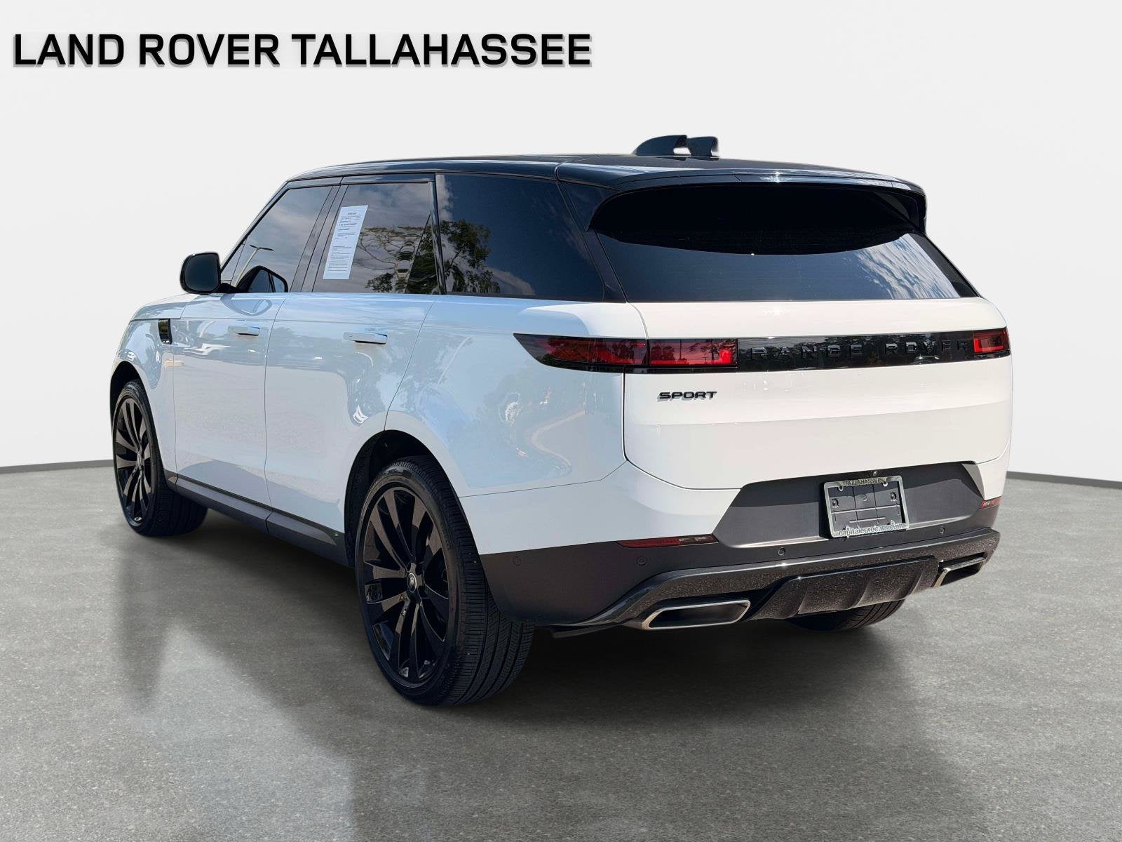 2025 Land Rover Range Rover Sport SE