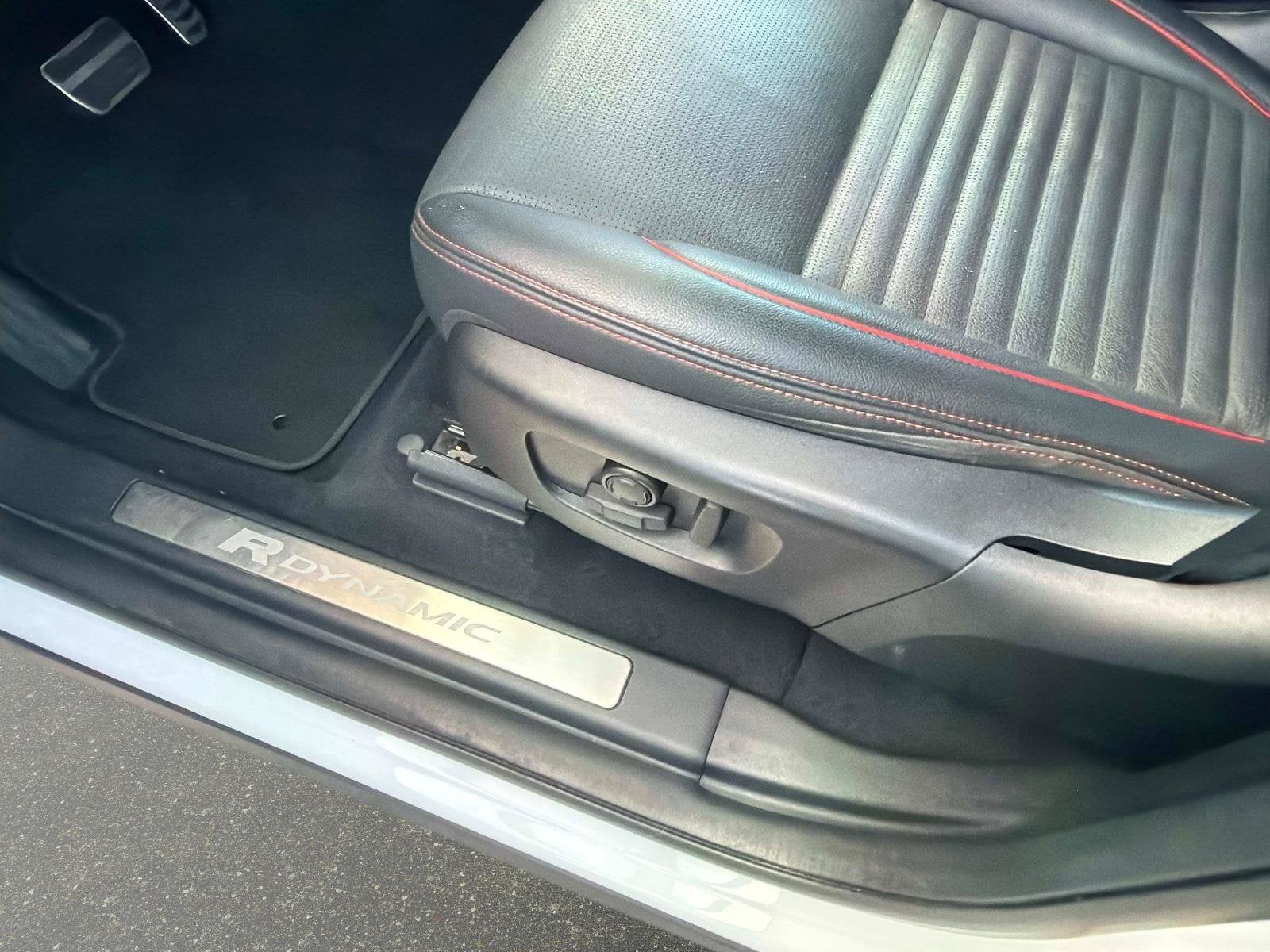 2023 Land Rover Discovery Sport SE R-Dynamic