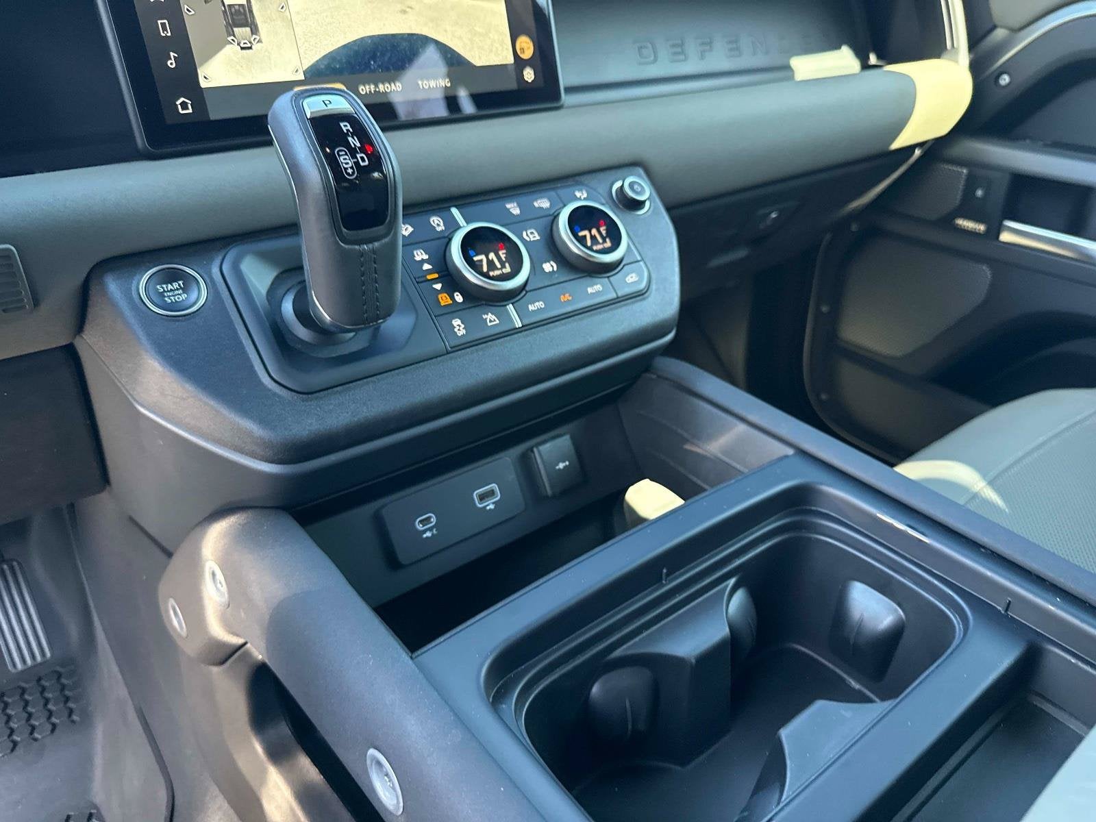 2023 Land Rover Defender 110 X-Dynamic SE