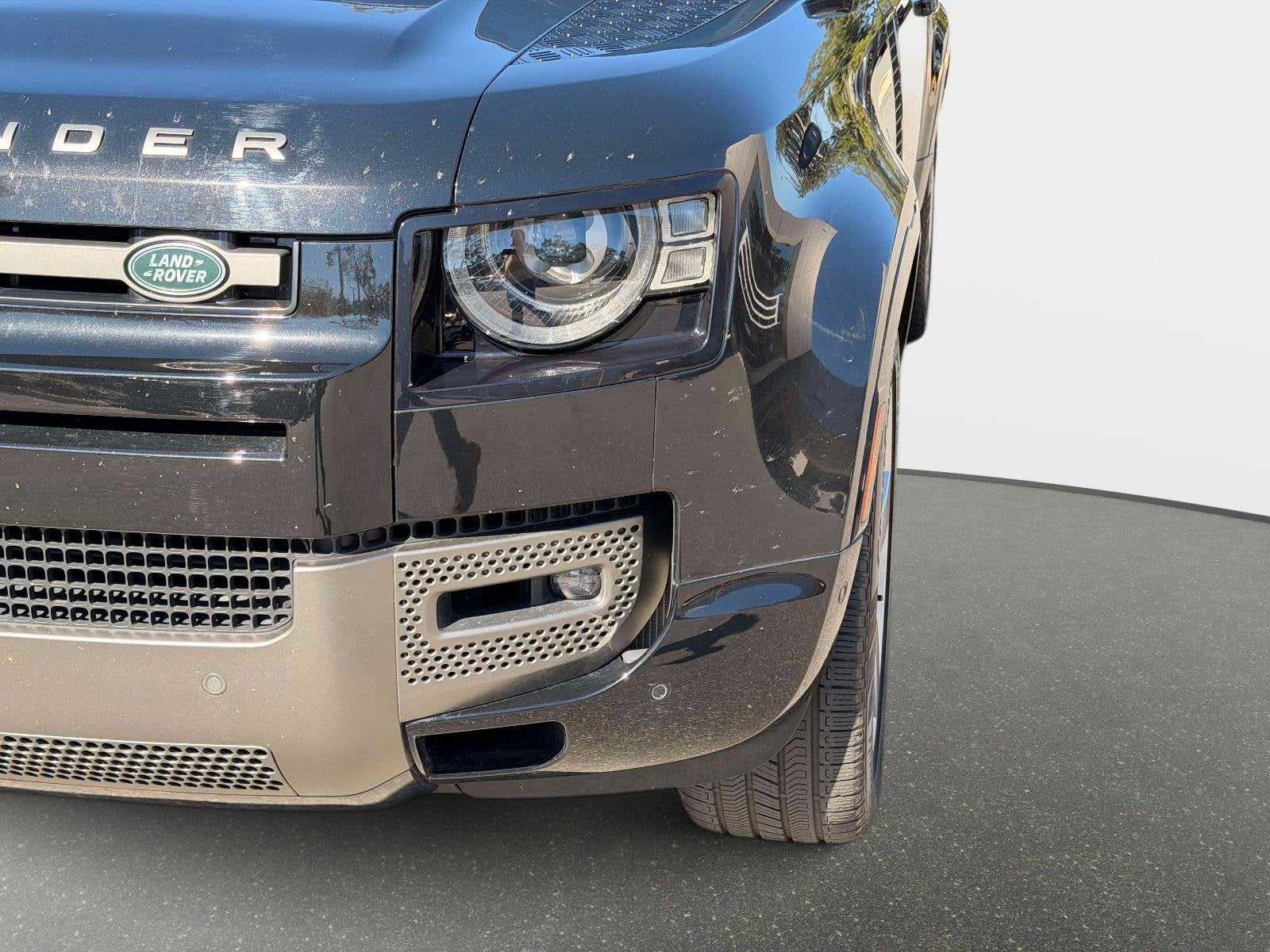 2024 Land Rover Defender 110 X-Dynamic SE