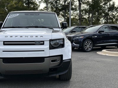 2025 Land Rover Defender 110 X-Dynamic SE