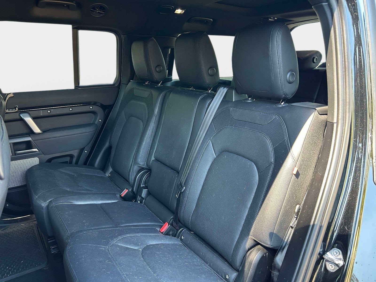 2023 Land Rover Defender 130 X-Dynamic SE