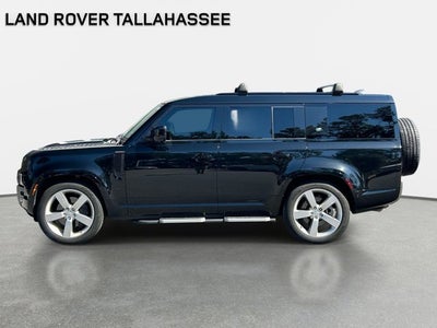 2023 Land Rover Defender 130 X-Dynamic SE