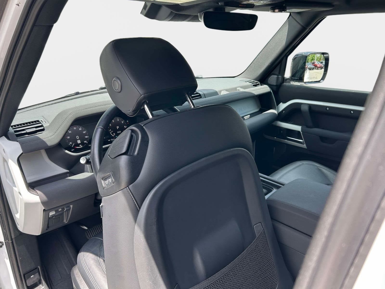 2023 Land Rover Defender 90 S
