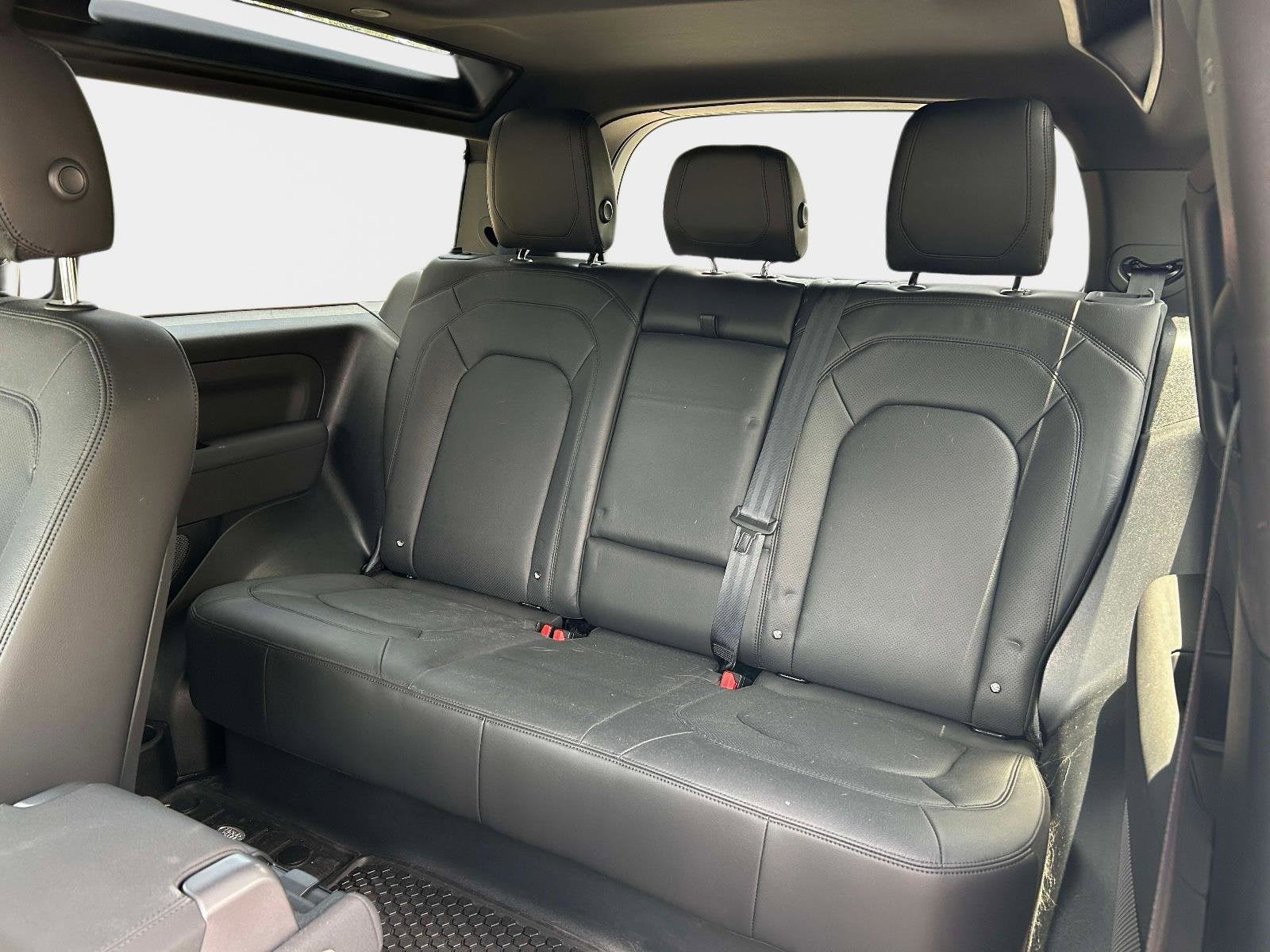 2023 Land Rover Defender 90 S